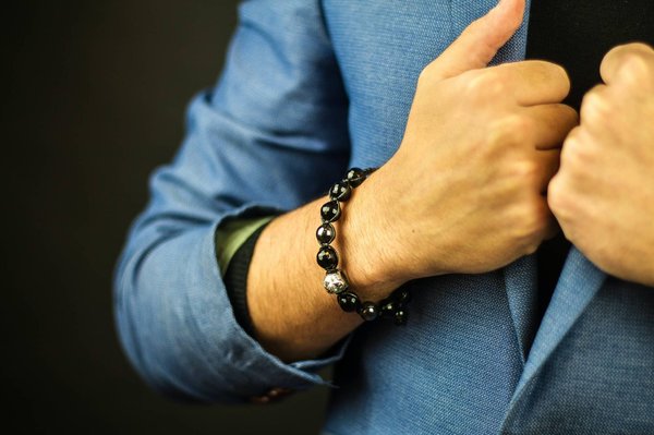 Découvrez l'Élégance Masculine avec les Dernières Tendances en Bracelets Homme