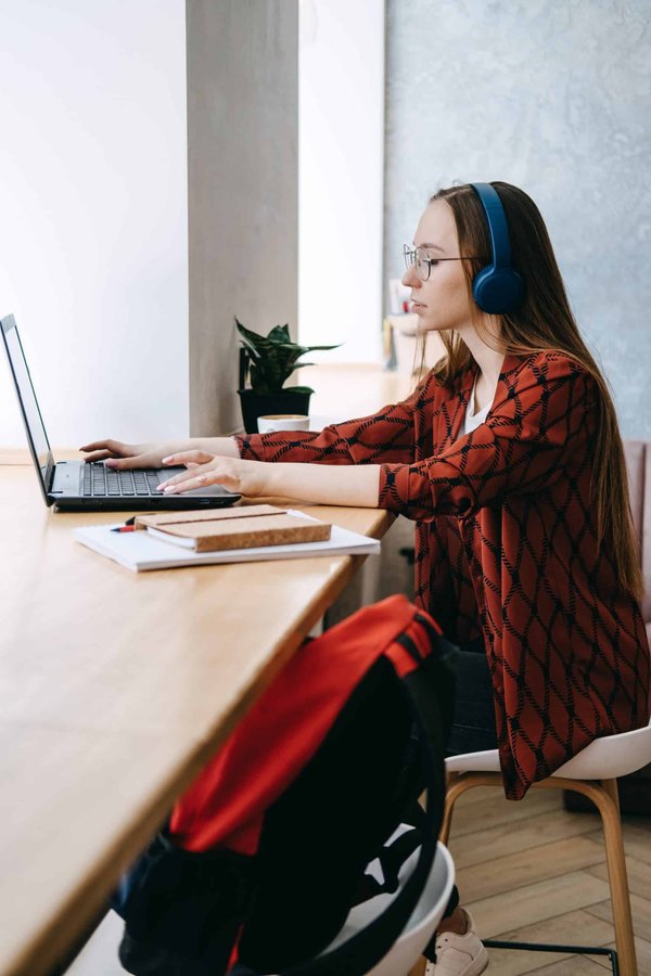 Quels sont les avantages du travail à distance pour les entreprises?